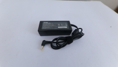 ADAPTOR TOSHIBA 19V 3.42A